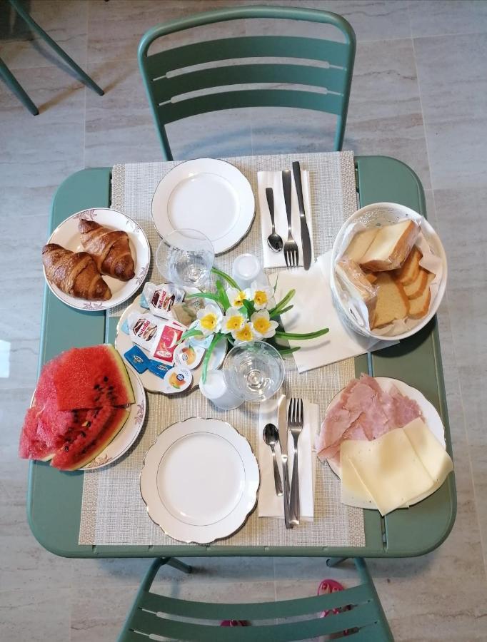 B&B Villa Preziosa Lago Maggiore Lesa Dış mekan fotoğraf