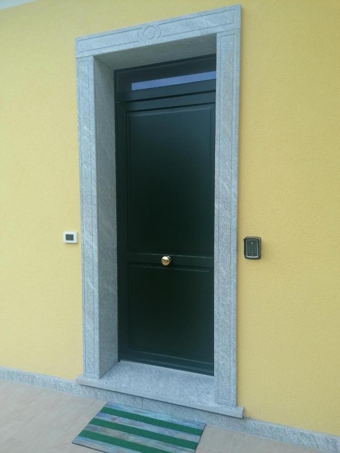 B&B Villa Preziosa Lago Maggiore Lesa Dış mekan fotoğraf