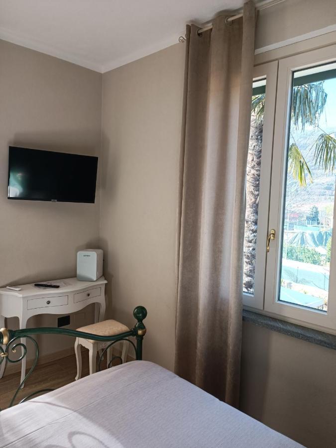 B&B Villa Preziosa Lago Maggiore Lesa Dış mekan fotoğraf