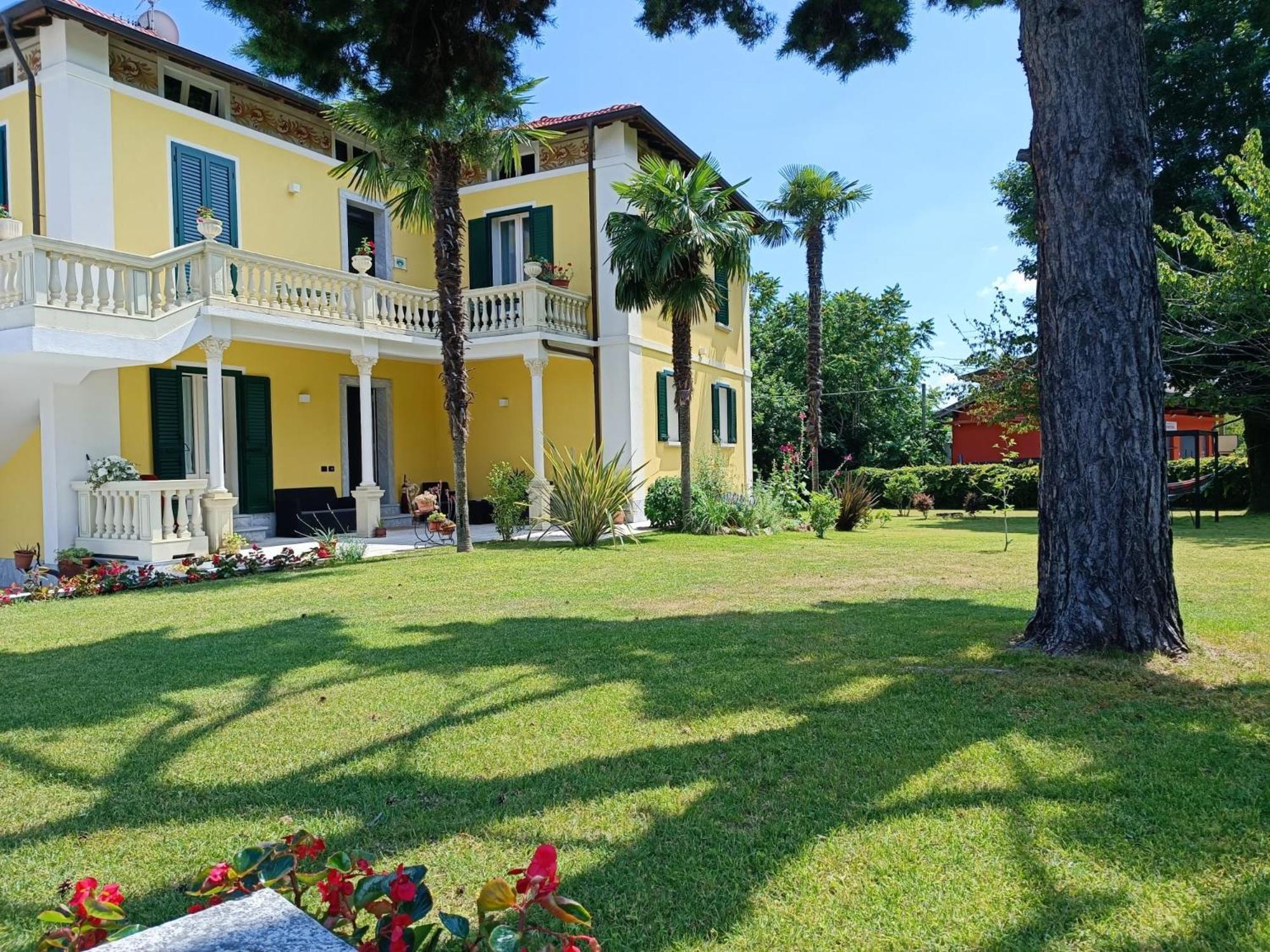 B&B Villa Preziosa Lago Maggiore Lesa Dış mekan fotoğraf