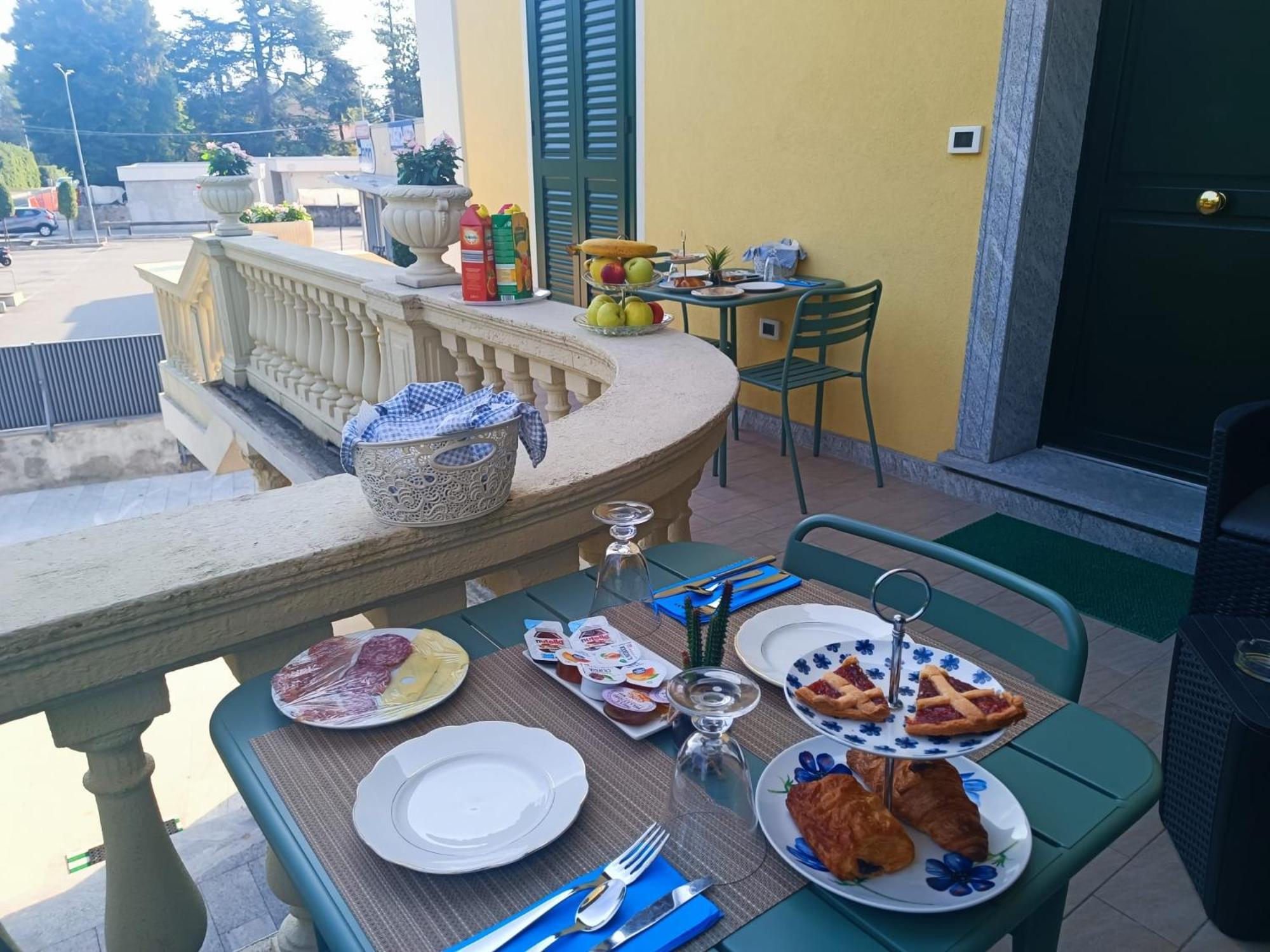 B&B Villa Preziosa Lago Maggiore Lesa Dış mekan fotoğraf