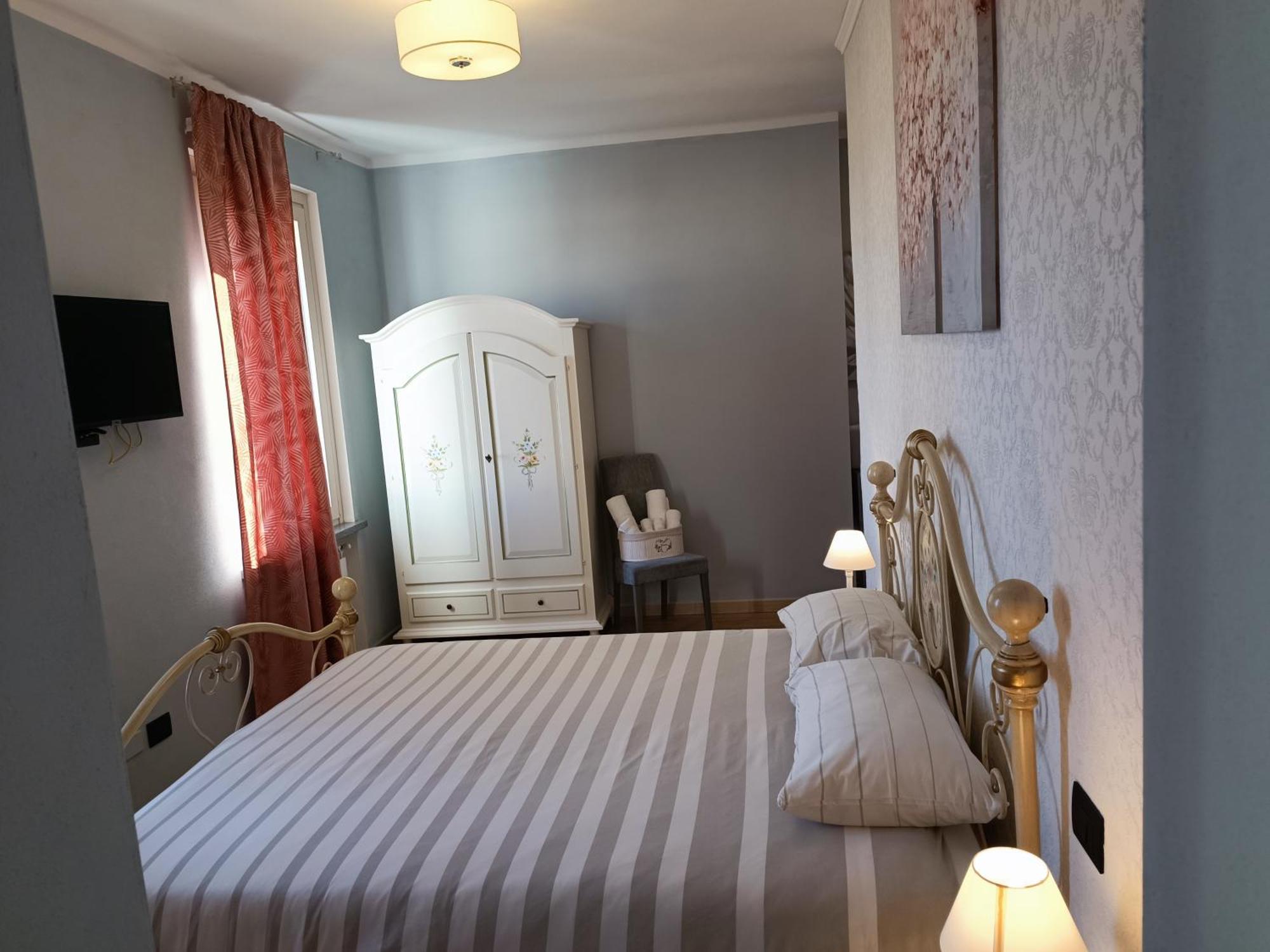 B&B Villa Preziosa Lago Maggiore Lesa Dış mekan fotoğraf